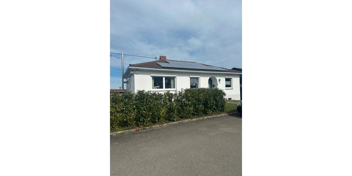 Erdgeschoßwohnung Pfullingen - 2 Zimmer, 45 m&sup2;, 585&euro; | Angebot:26047570