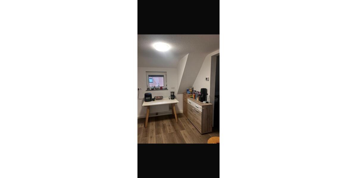 Dachgeschoßwohnung Reutlingen Altenburg - 3 Zimmer, 75 m&sup2;, 1.070&euro; | Angebot:27604891