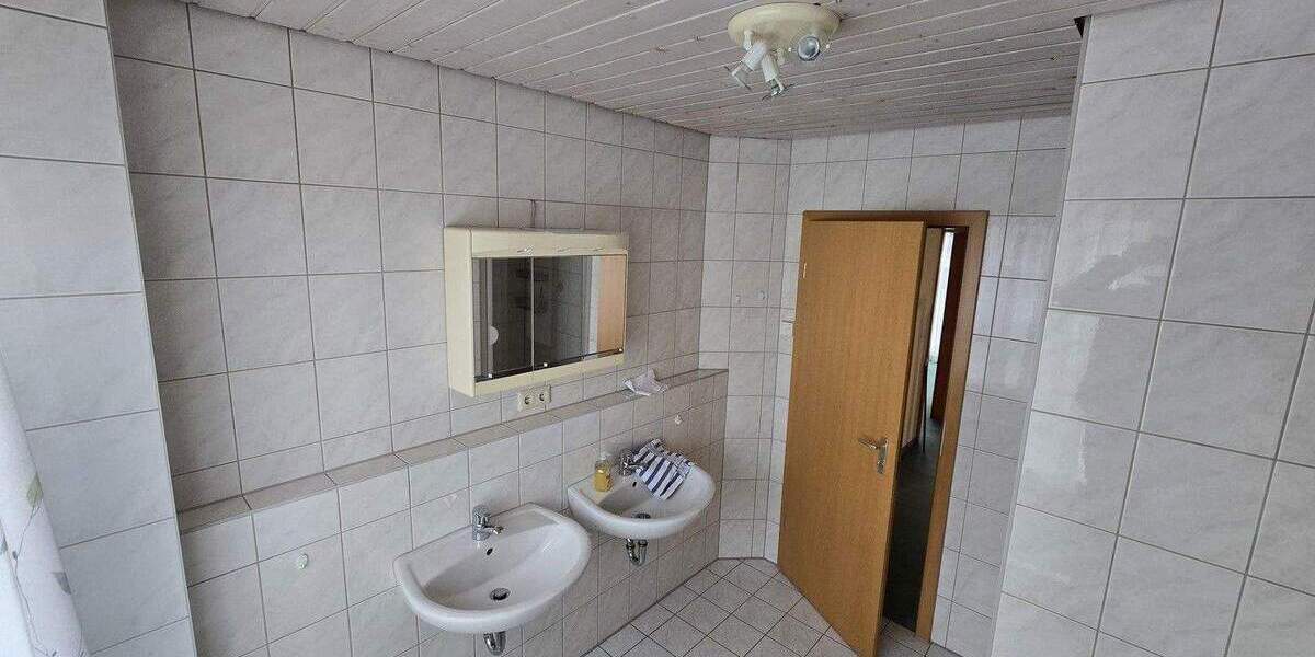 Reihenmittelhaus Gäufelden-Öschelbronn Öschelbronn - 5 Zimmer, 110 m&sup2;, 482.000&euro; | Angebot:25784574