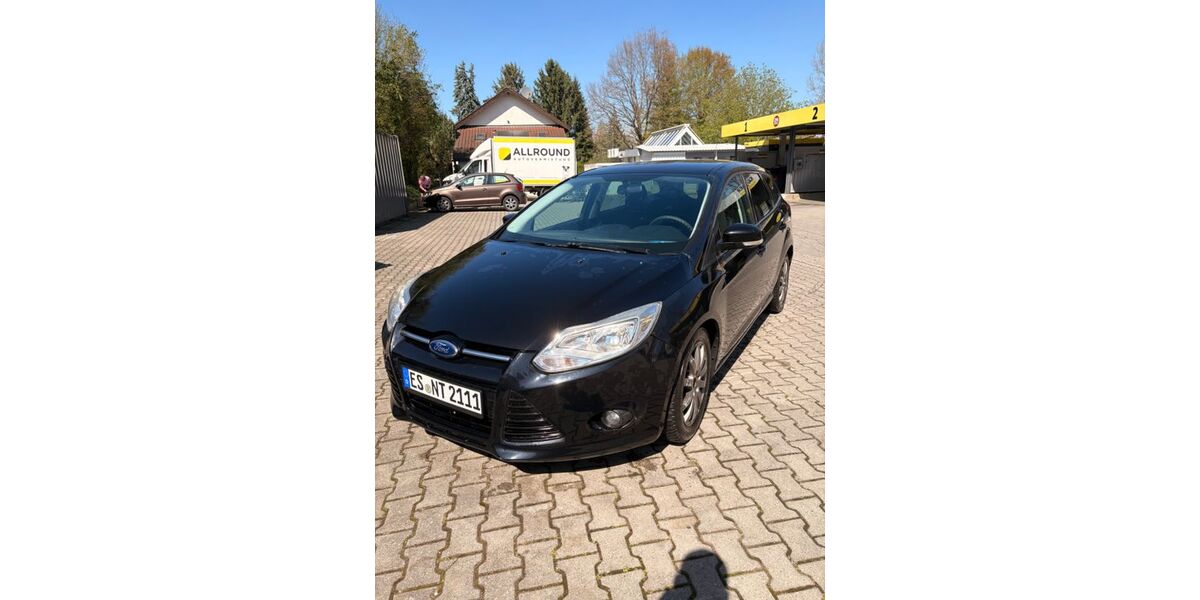 Ford Focus 319.000 km 1.700 &euro; Nürtingen 72622