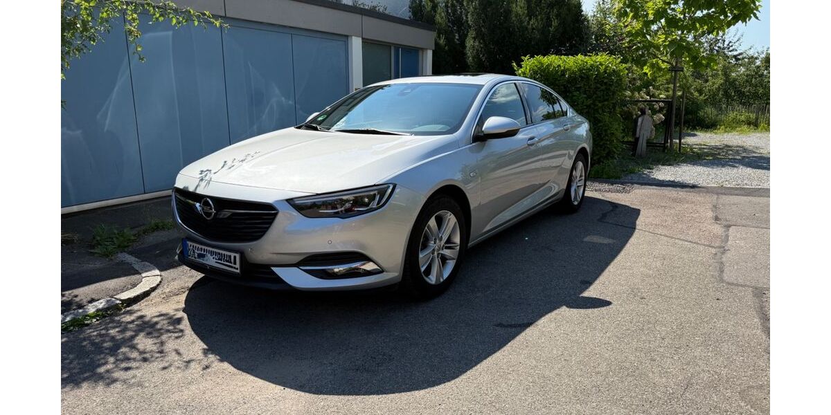 Opel Insignia 81.000 km 15.500 &euro; Esslingen am Neckar 73732