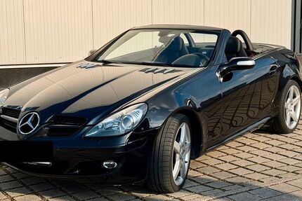 Mercedes-Benz SLK 350 176.177 km 9.350 &euro; Sindelfingen 71063