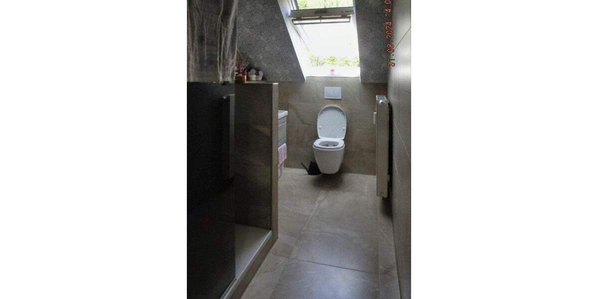 Etagenwohnung Bad Urach - 3 Zimmer, 85 m&sup2;, 215.000&euro; | Angebot:25686261