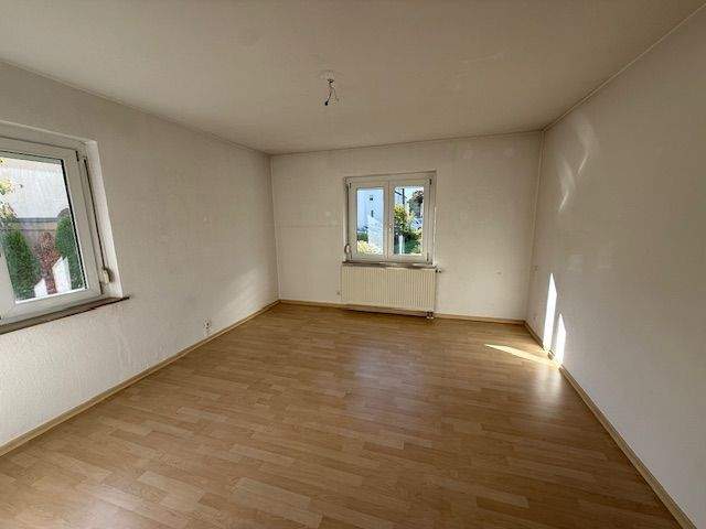 Einfamilienhaus Nürtingen - 7 Zimmer, 160 m&sup2;, 795.000&euro; | Angebot:25778848