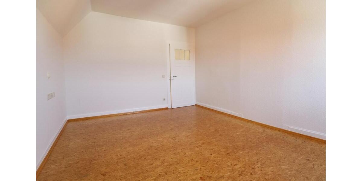 Dachgeschoßwohnung Münsingen - 4 Zimmer, 90 m&sup2;, 720&euro; | Angebot:26088234