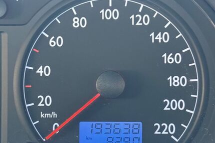 VW Polo 193.000 km 1.890 &euro; Metzingen 72555