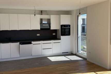 Wohnung Rottenburg - 2 Zimmer, 84 m&sup2;, 1.079&euro; | Angebot:25193973