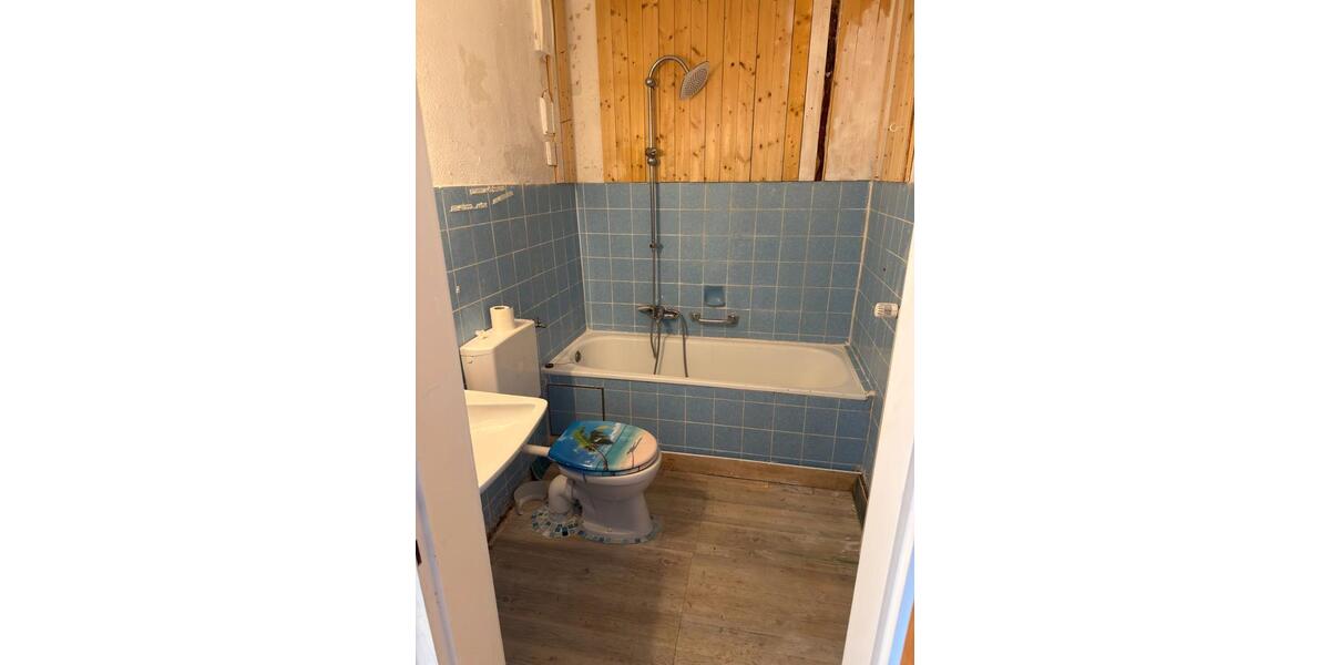 Erdgeschoßwohnung Nürtingen - 2 Zimmer, 65 m&sup2;, 750&euro; | Angebot:26039746