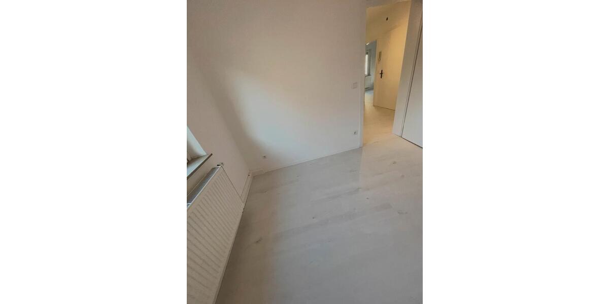 Etagenwohnung Plochingen - 3 Zimmer, 68 m&sup2;, 1.050&euro; | Angebot:25976165