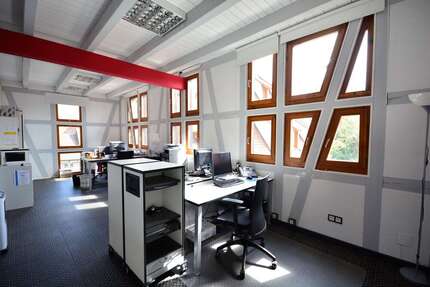 Gewerbeobjekt Sindelfingen - 1.299&euro; | Angebot:26012624