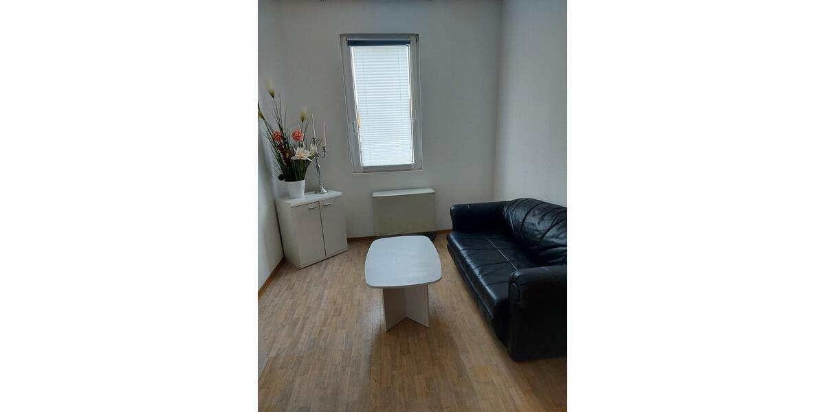 Etagenwohnung Esslingen am Neckar Pliensauvorstadt - 3 Zimmer, 70 m&sup2;, 700&euro; | Angebot:26632327