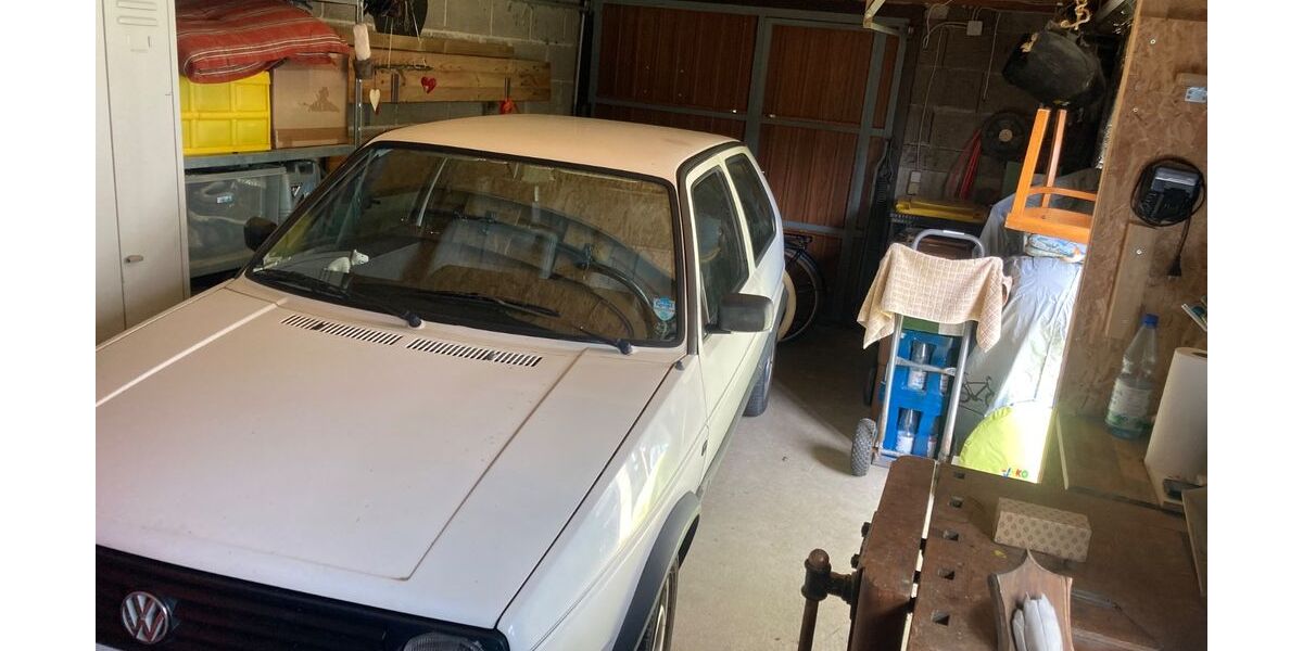 VW Golf 82.133 km 4.950 &euro; Nürtingen 72622