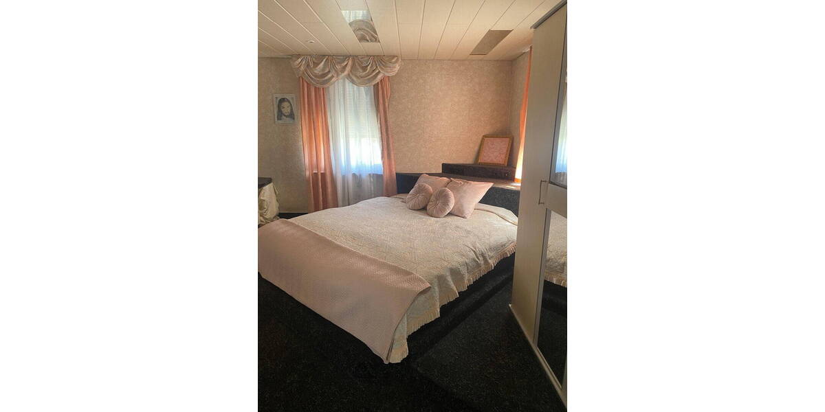 Mehrfamilienhaus, Wohnhaus Ostfildern- Nellingen Nellingen - 6 Zimmer, 159 m&sup2;, 775.000&euro; | Angebot:26450874