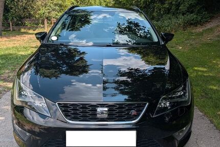 Seat Leon 98.182 km 10.990 &euro; Rottenburg 72108