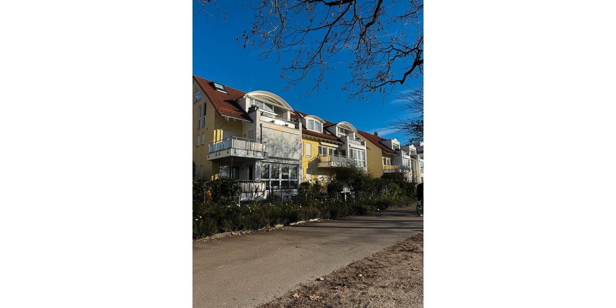 Erdgeschoßwohnung Böblingen - 2 Zimmer, 60 m&sup2;, 1.400&euro; | Angebot:25646124