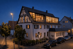 „Haus auf dem Haus“ – gesamtes Dachgeschoss mit kompletter Bühne und außergewöhnlichem Ausbaupotenzi - Dachgeschoßwohnung Weilheim an der Teck | Angebot:27532420