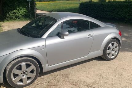Audi TT 204.000 km 4.000 &euro; Frickenhausen 72636