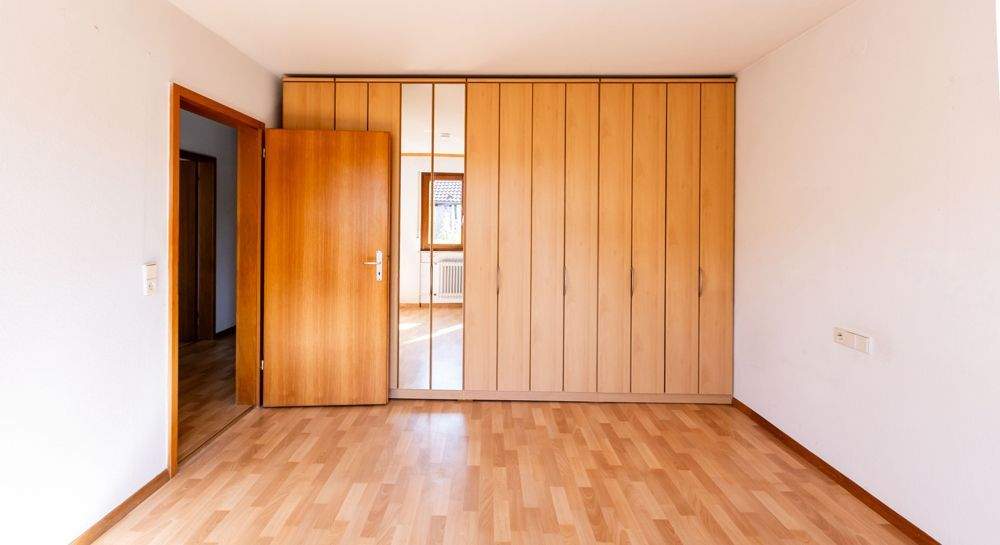 Bungalow Reutlingen Römerschanze - 6 Zimmer, 193 m&sup2;, 698.000&euro; | Angebot:25743278