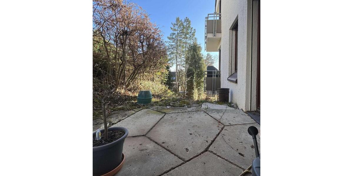 Etagenwohnung Böblingen - 3 Zimmer, 109 m&sup2;, 1.350&euro; | Angebot:24849970