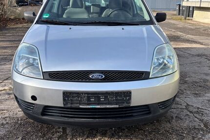 Ford Fiesta 175.000 km 1.600 &euro; Sindelfingen 71069