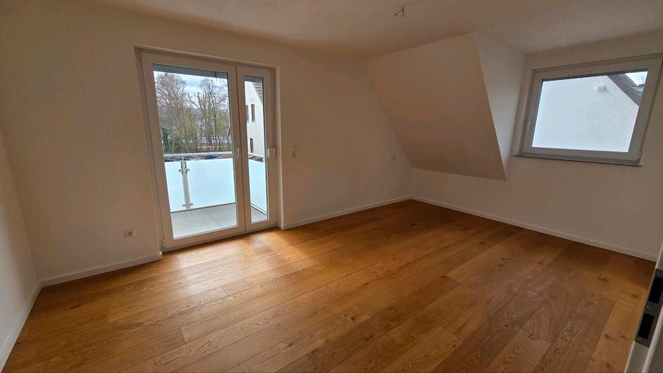 Doppelhaushälfte Reutlingen Reutlingen (Kernstadt) - 5 Zimmer, 160 m&sup2;, 2.200&euro; | Angebot:25976653