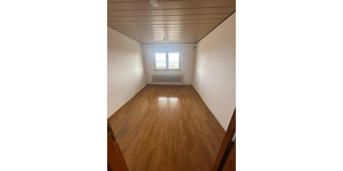Hochparterre Sindelfingen Sindelfingen (Stadt) - 3.5 Zimmer, 90 m&sup2;, 1.300&euro; | Angebot:24870119