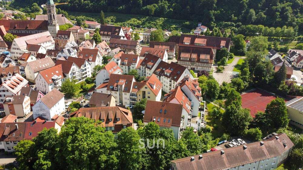 Terrassenwohnung Bad Urach - 2 Zimmer, 85 m&sup2;, 235.000&euro; | Angebot:25737392