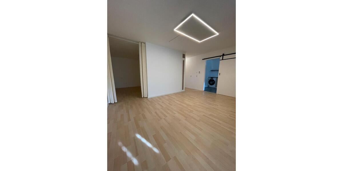 Erdgeschoßwohnung Bad Urach - 2 Zimmer, 75 m&sup2;, 980&euro; | Angebot:27601270