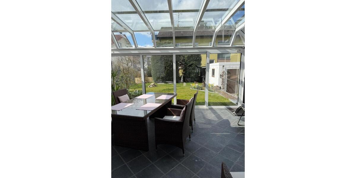 Doppelhaushälfte Sindelfingen Sindelfingen (Stadt) - 6 Zimmer, 240 m&sup2;, 2.650&euro; | Angebot:25975647