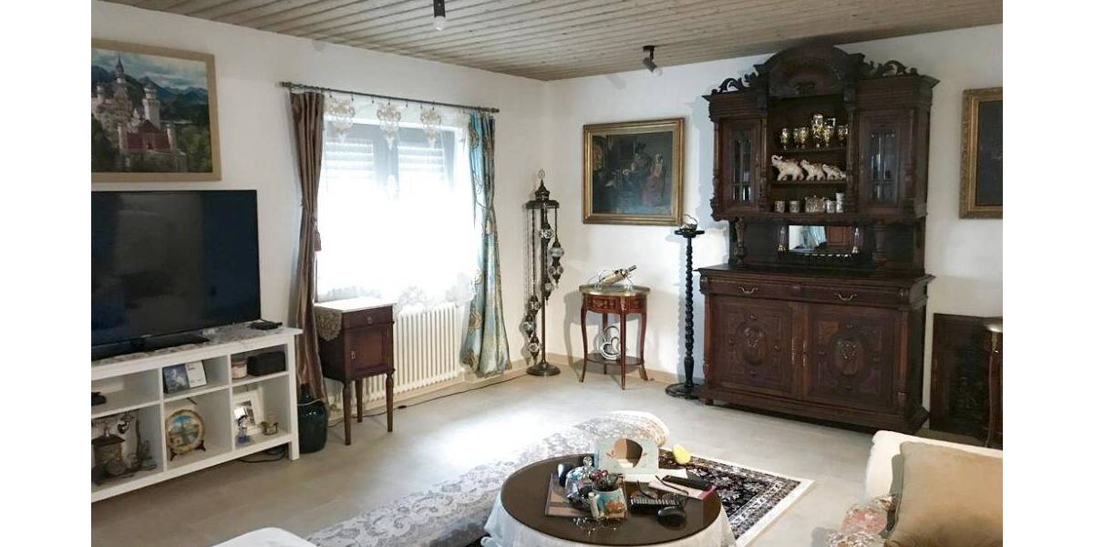 Mehrfamilienhaus, Wohnhaus Steinenbronn - 6 Zimmer, 190 m&sup2;, 2.650&euro; | Angebot:26290912