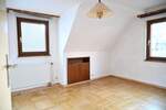 Einfamilienhaus Bad Urach - 5 Zimmer, 143 m&sup2;, 375.000&euro; | Angebot:25804260