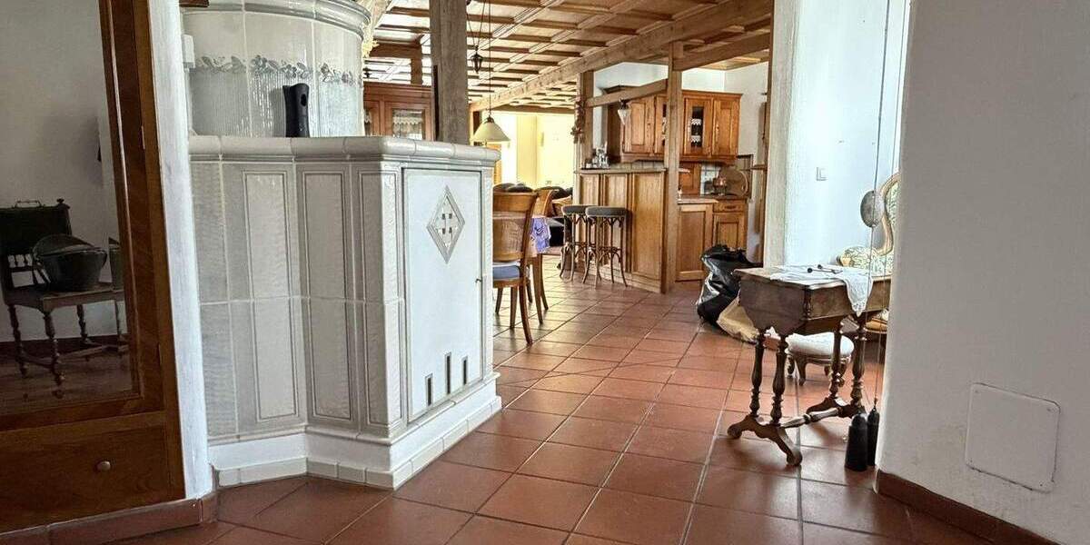 Mehrfamilienhaus, Wohnhaus Dettingen unter Teck - 1 Zimmer, 197 m&sup2;, 780.000&euro; | Angebot:25733069