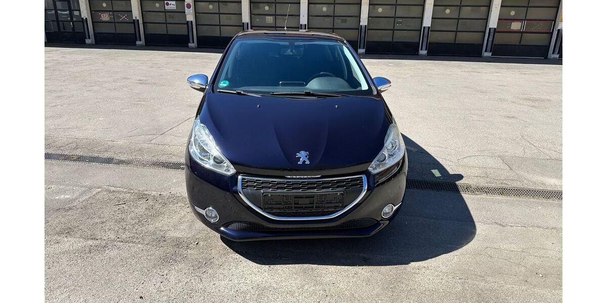 Peugeot 208 88.411 km 5.490 &euro; Böblingen 71034
