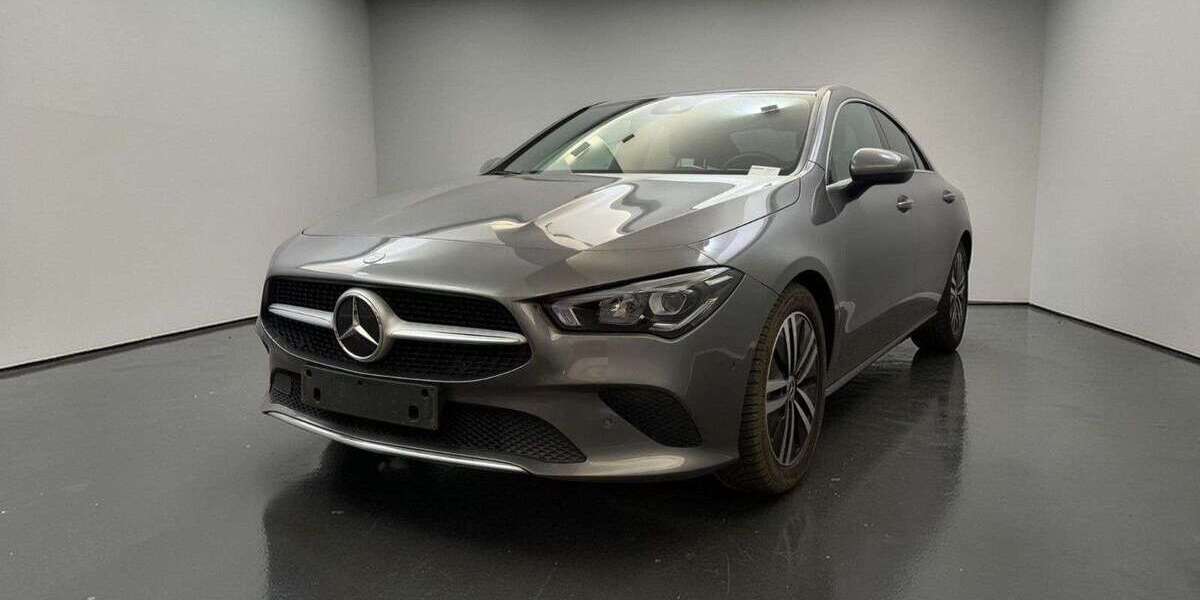 Mercedes-Benz CLA 180 140.000 km 18.499 &euro; Reutlingen 72766