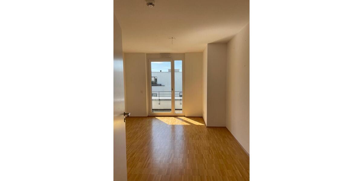 Einfamilienhaus Rottenburg am Neckar - 2 Zimmer, 70 m&sup2;, 1.300&euro; | Angebot:26495379