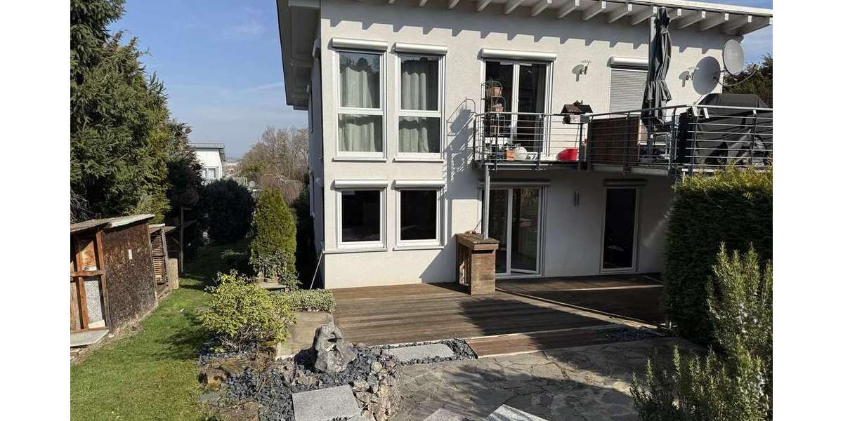 Etagenwohnung Reutlingen Reutlingen (Kernstadt) - 4 Zimmer, 105 m&sup2;, 1.270&euro; | Angebot:26678321