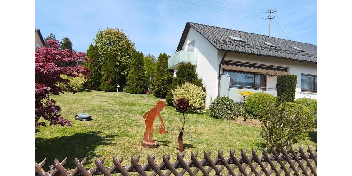 Einfamilienhaus Bisingen - 11 Zimmer, 240 m&sup2;, 649.000&euro; | Angebot:27056457