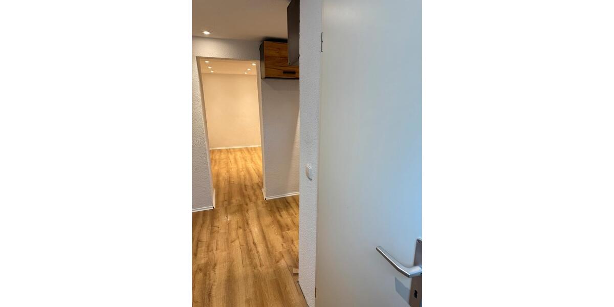 Etagenwohnung Tübingen Derendingen - 1.5 Zimmer, 25 m&sup2;, 800&euro; | Angebot:26666011