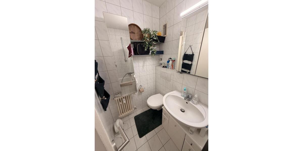 Hochparterre Sindelfingen Sindelfingen (Stadt) - 2 Zimmer, 65 m&sup2;, 1.100&euro; | Angebot:26024506