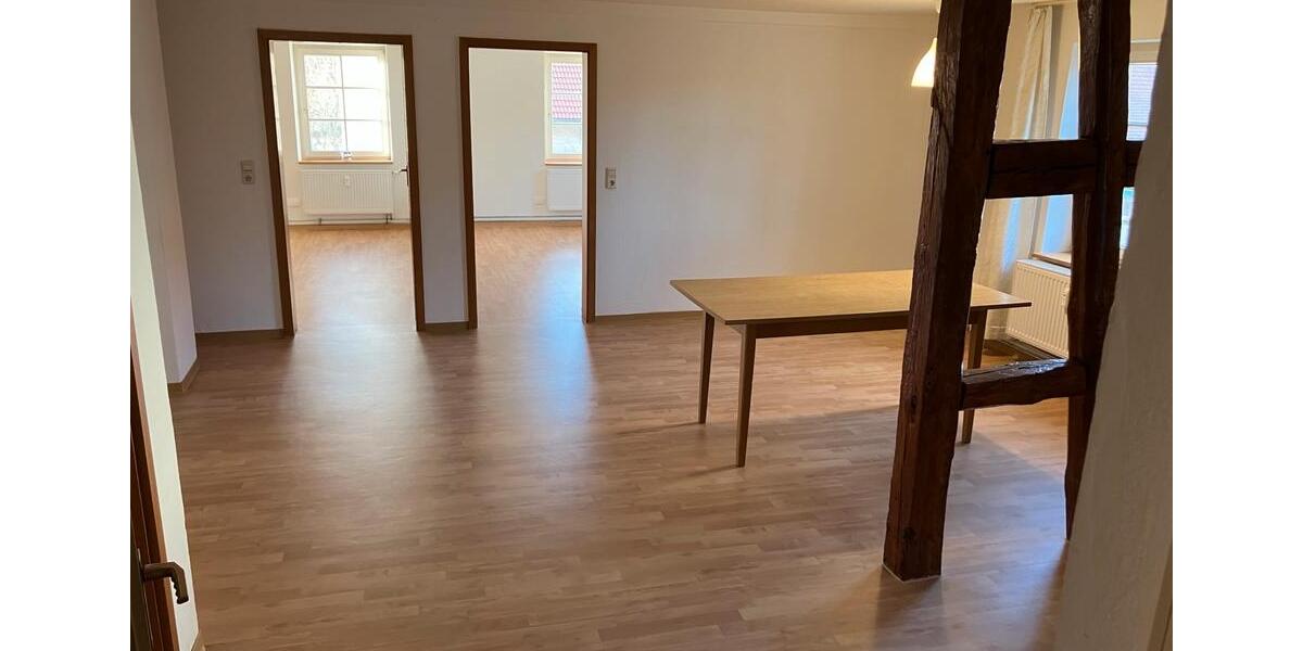 Hochparterre Hohenstein - 3 Zimmer, 89 m&sup2;, 650&euro; | Angebot:25566796