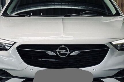 Opel Insignia 199.000 km 9.100 &euro; Hechingen 72379