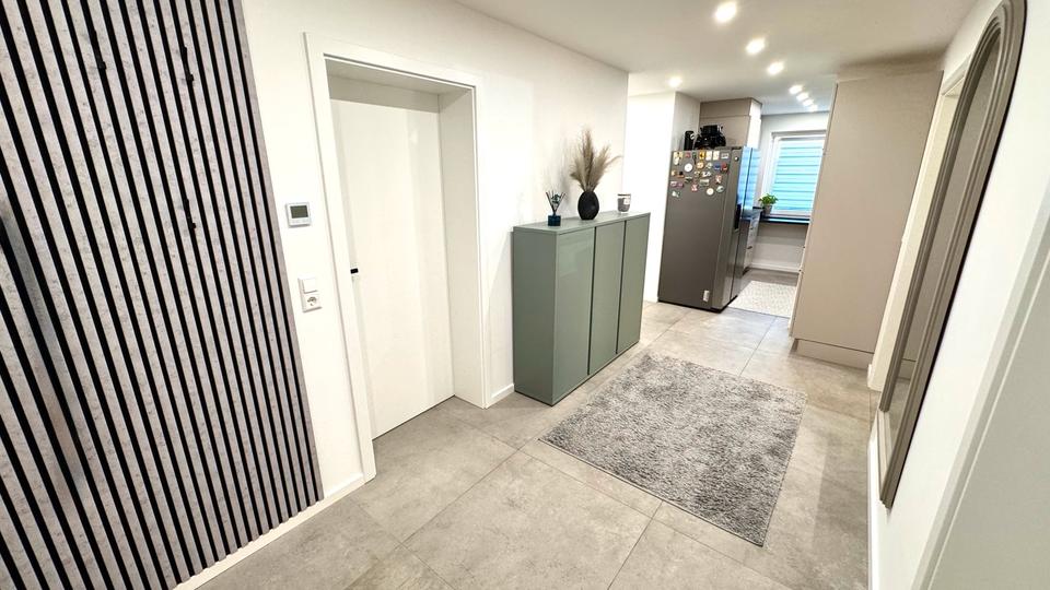 Erdgeschoßwohnung Pfullingen - 4 Zimmer, 89 m&sup2;, 435.000&euro; | Angebot:25367532