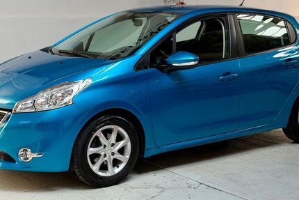 Peugeot 208 51.000 km 6.990 &euro; Gärtringen 71116