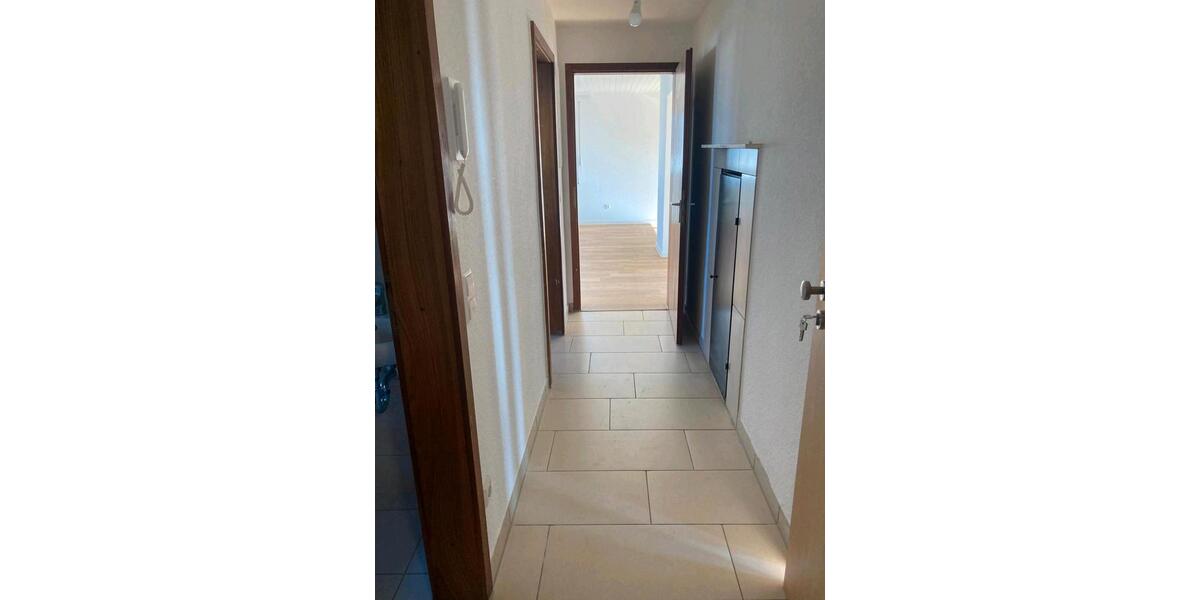 Etagenwohnung Herrenberg - 2.5 Zimmer, 75 m&sup2;, 1.100&euro; | Angebot:25639869