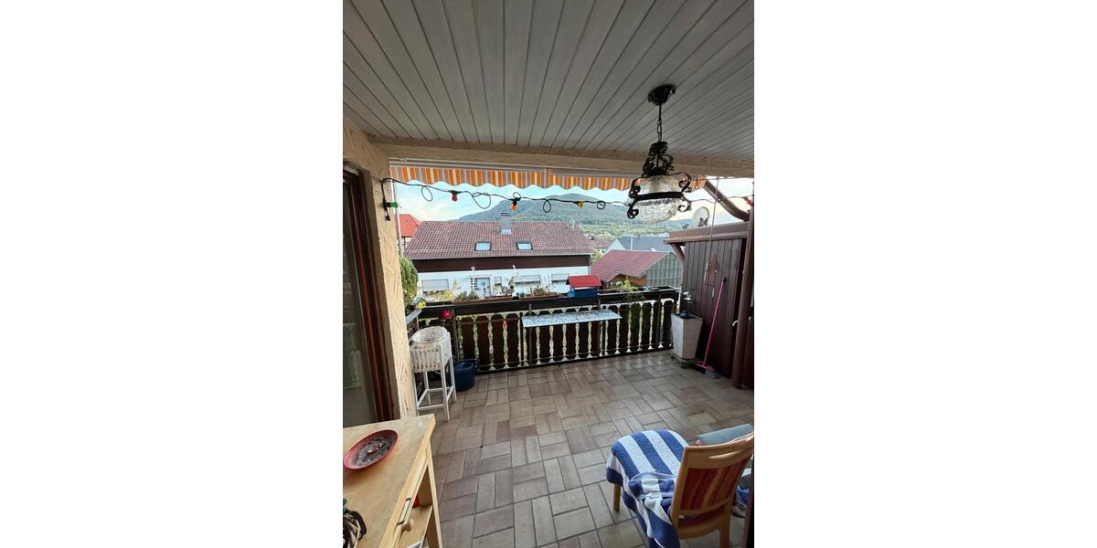 Einfamilienhaus Dettingen an der Erms - 4 Zimmer, 114 m&sup2;, 1.500&euro; | Angebot:27620230