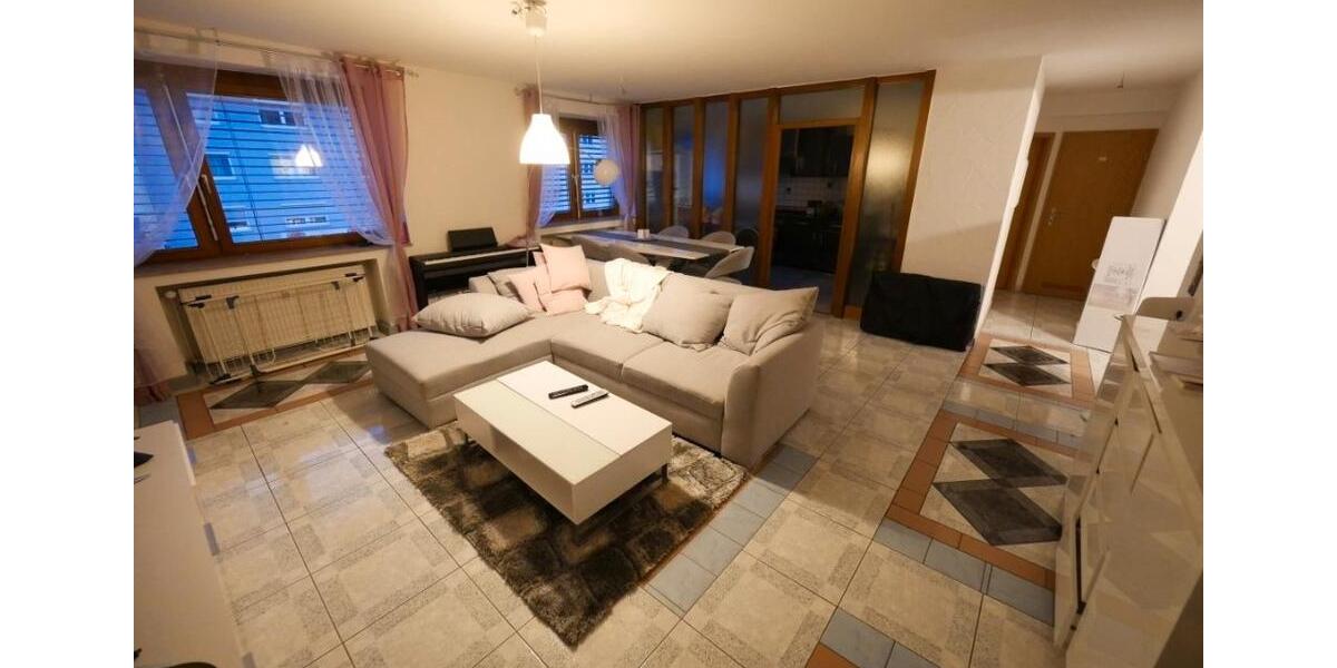 Etagenwohnung Reutlingen - 5.5 Zimmer, 123 m&sup2;, 319.000&euro; | Angebot:26049689