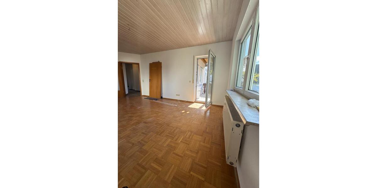 Erdgeschoßwohnung Pliezhausen - 3 Zimmer, 87 m&sup2;, 333.000&euro; | Angebot:25717280
