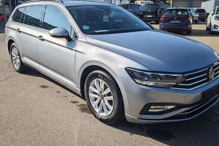 VW Passat Variant 87.200 km 22.870 &euro; Dettingen/Erms 72581