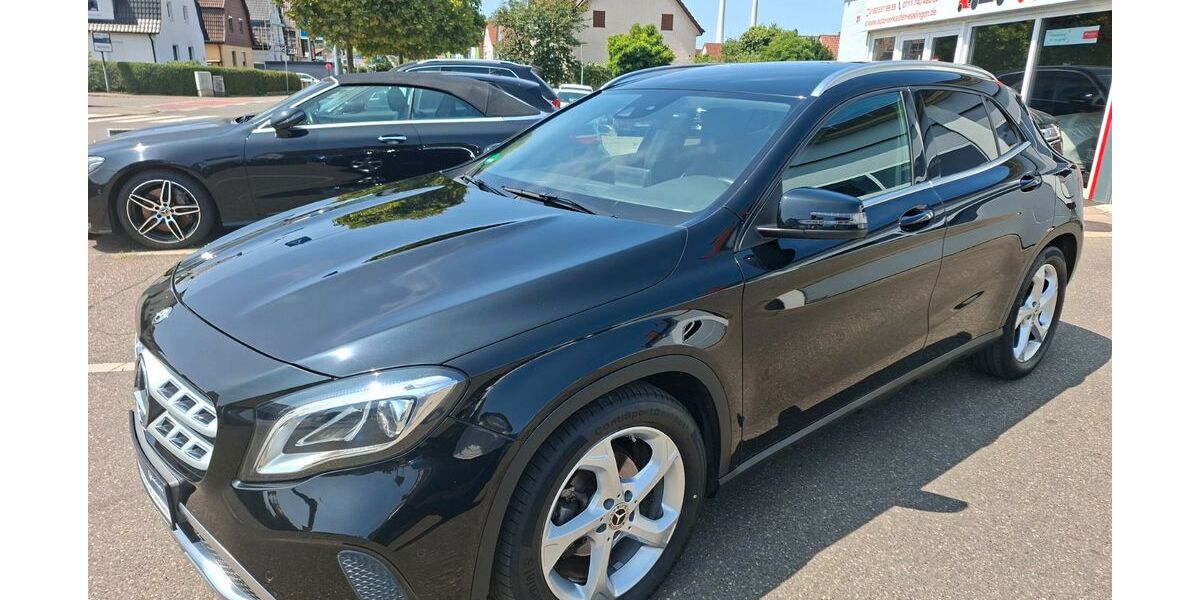 Mercedes-Benz GLA 180 56.779 km 19.799 &euro; Deizisau 73779