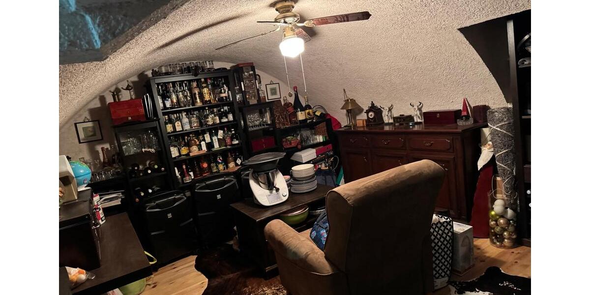 Einfamilienhaus Kirchheim unter Teck - 8.5 Zimmer, 220 m&sup2;, 799.000&euro; | Angebot:25409205